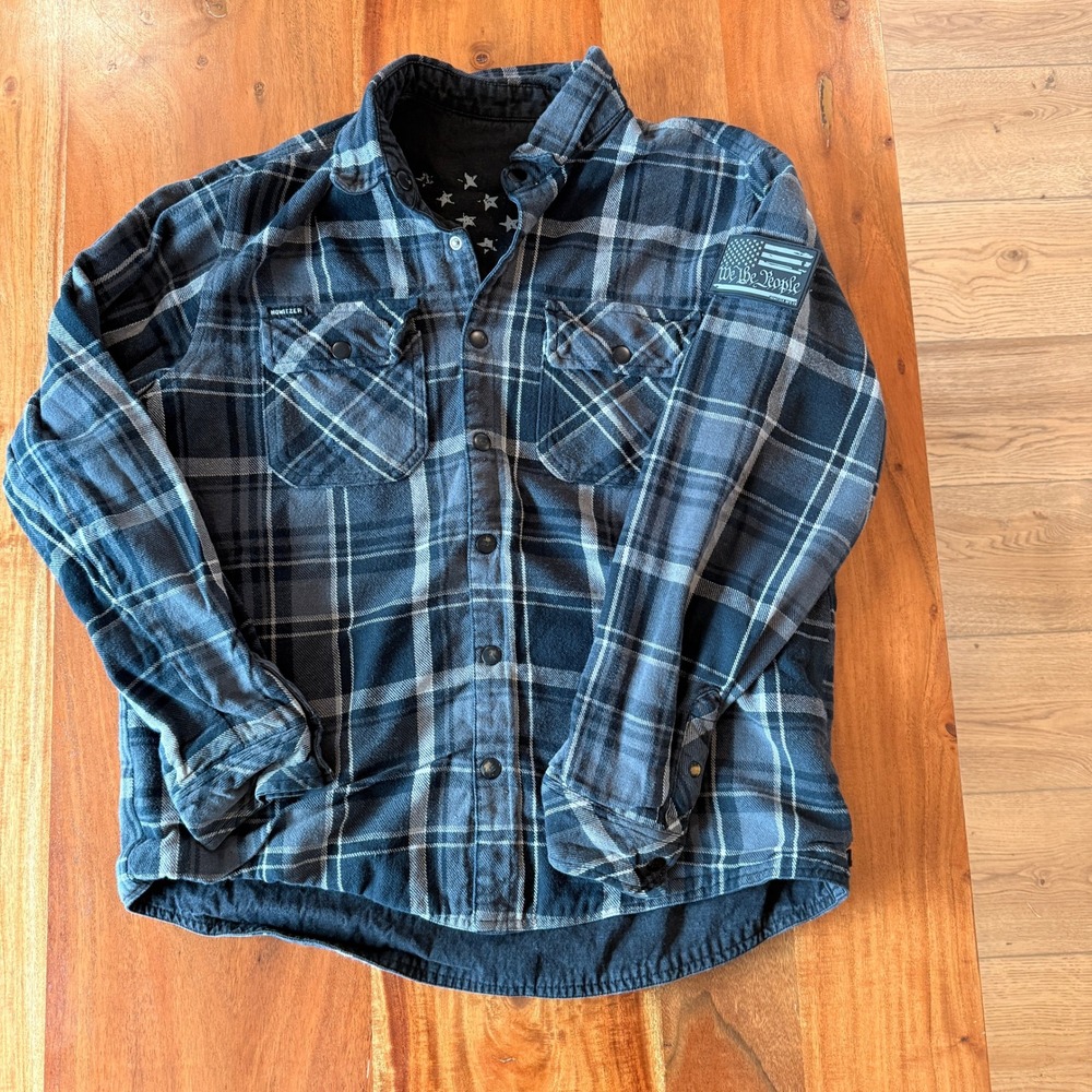 Howitzer Men's Black Plaid "We the People" Reversible Shacket Size M‎